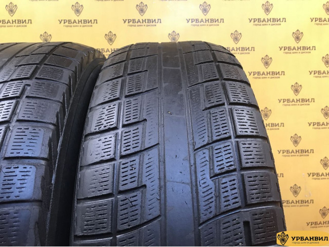 Yokohama Ice Guard IG30 215/65 R16 98Q