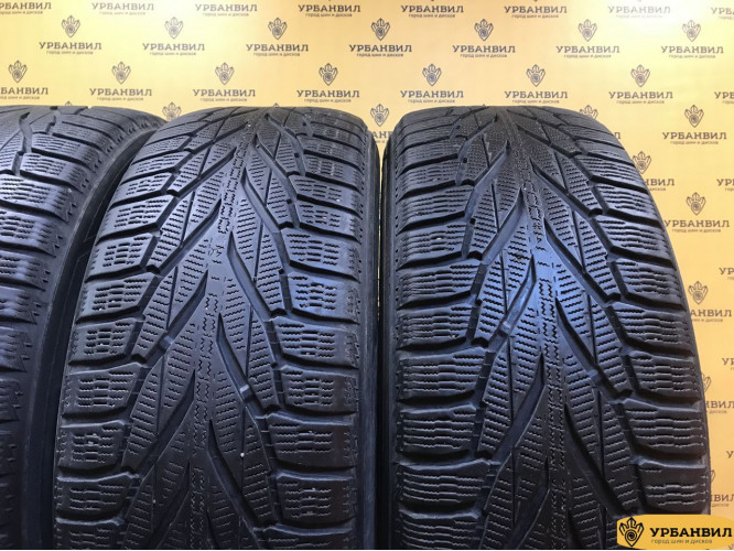 Nokian Tyres Hakkapeliitta R2 SUV 235/65 R17 108R