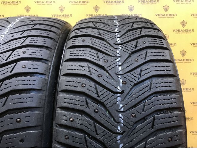 Kumho WinterCraft Ice WI31 235/50 R18 101T