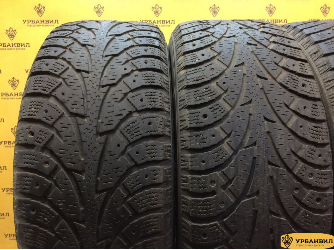 Hankook Winter I'Pike 215/55 R16