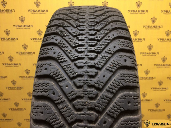 Goodyear UltraGrip 500 215/60 R16 99T