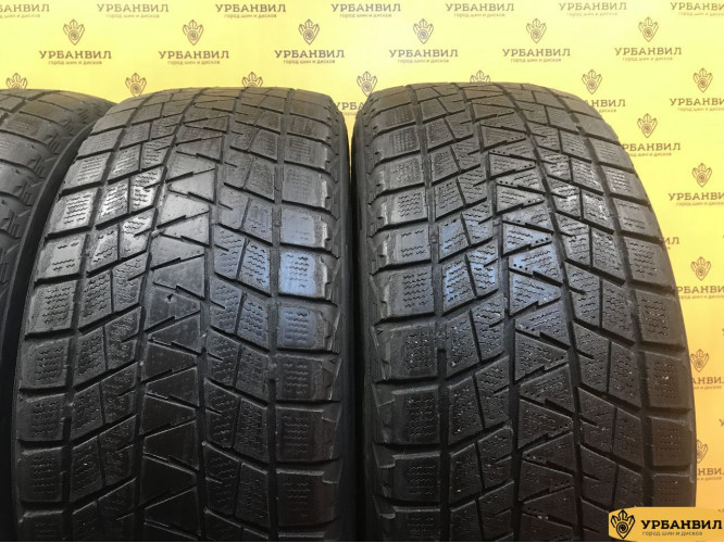 Bridgestone Blizzak DM-V1 235/60 R16 100R