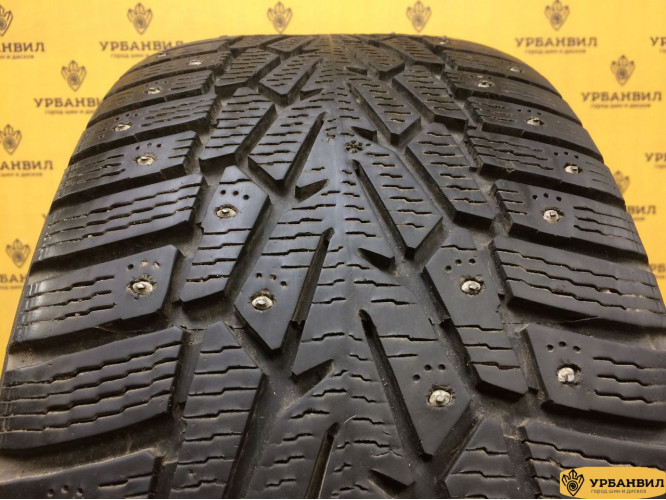 Nokian Tyres Hakkapeliitta 7 245/45 R17 99T