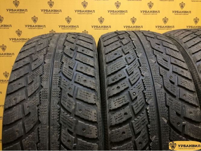 Kumho I'Zen RV Stud KC16 235/55 R18 100H