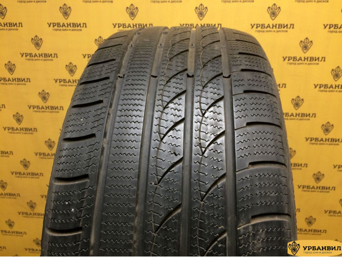 Minerva S210 245/40 R19 98V