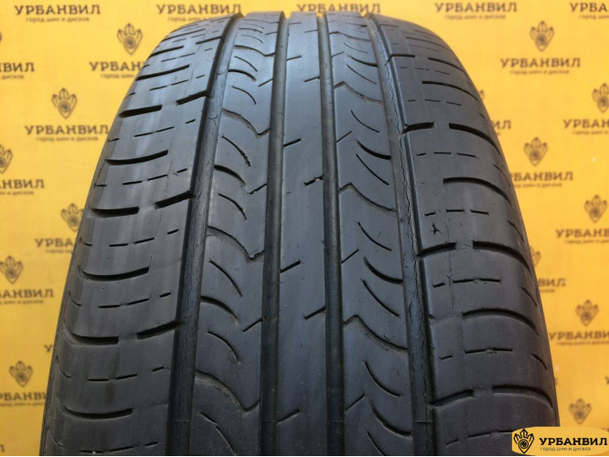 Roadstone Classe Premiere CP672 205/65 R15 94H