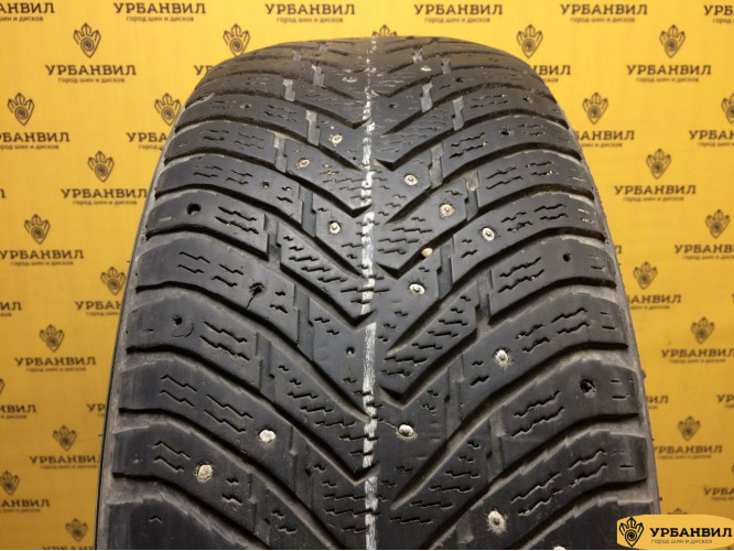 Nokian Tyres Hakkapeliitta 8 225/55 R17 97T