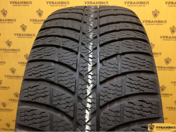 Kumho I'Zen KW23 215/50 R17 95H