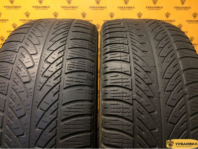 Goodyear UltraGrip 8 Performance 215/55 R17